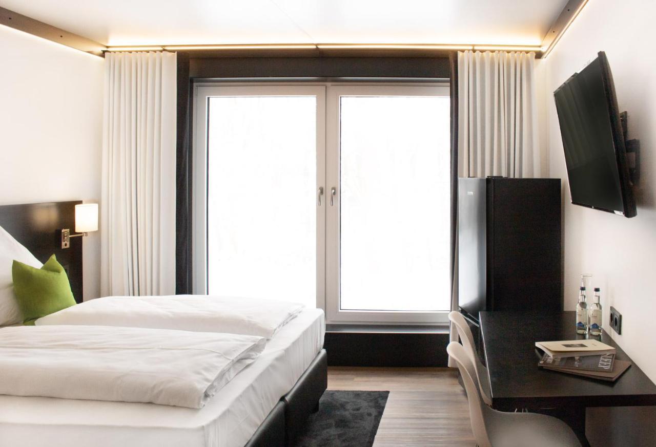 Pfu Hotel By Wmm Hotels プフングシュタット エクステリア 写真