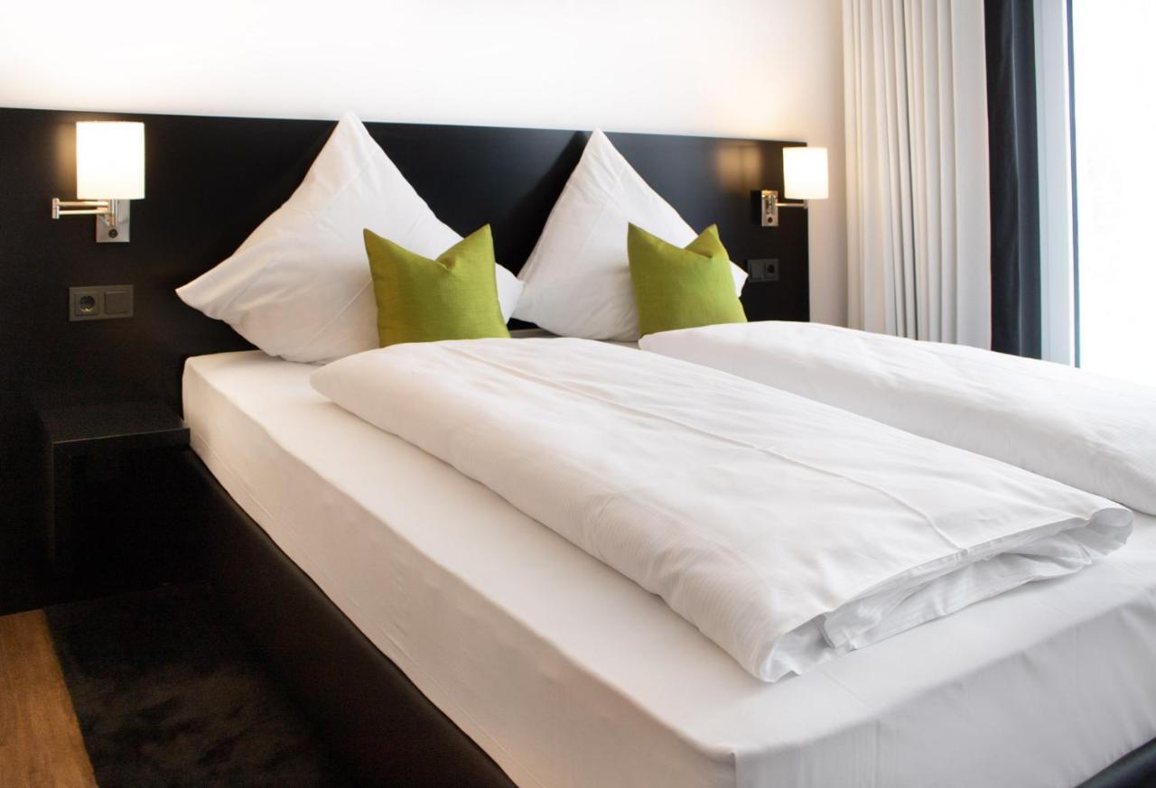 Pfu Hotel By Wmm Hotels プフングシュタット エクステリア 写真